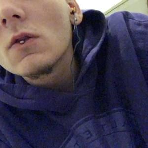 Meet your Posher, Casey